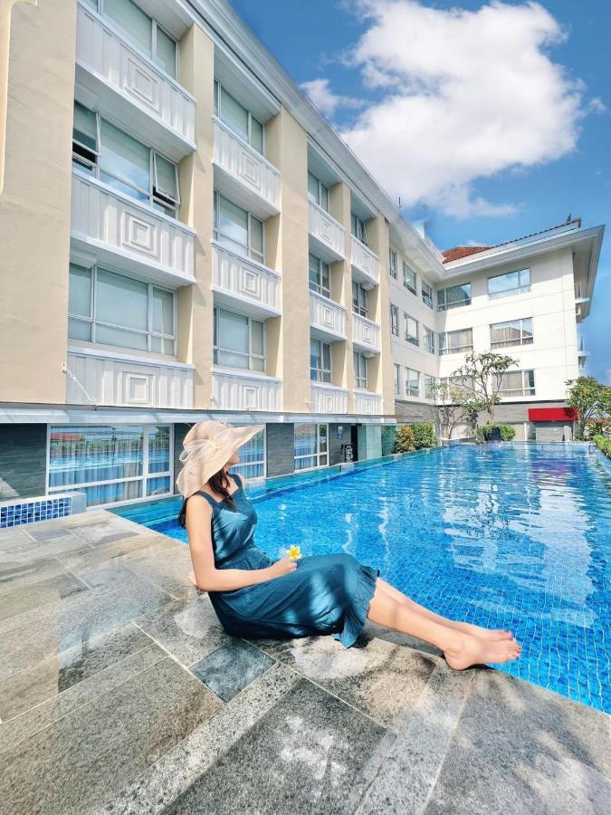 Grand Zuri Malioboro Ξενοδοχείο Γιογκιακάρτα Εξωτερικό φωτογραφία